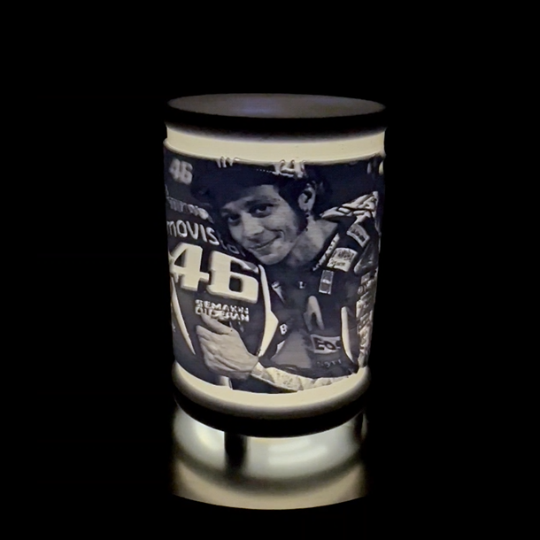 MotoGP Catar 2014: el casco con LED de Valentino Rossi MotoGP Catar 2014: el casco con LED de Valentino Rossi